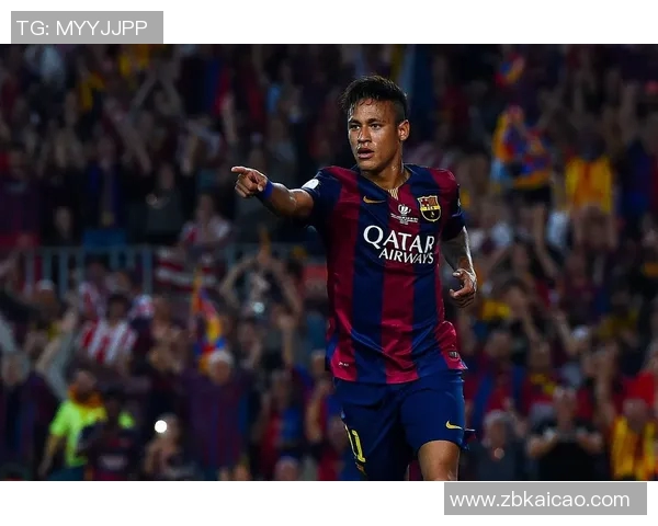 小国足球崛起的传奇人物盘点那些闪耀世界舞台的明星球员