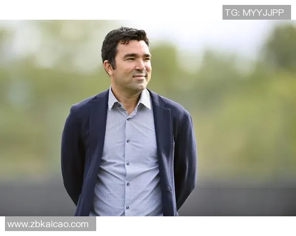 历届足球巨星的辉煌历程与传奇故事回顾 历届足球巨星的辉煌历程与传奇故事回顾